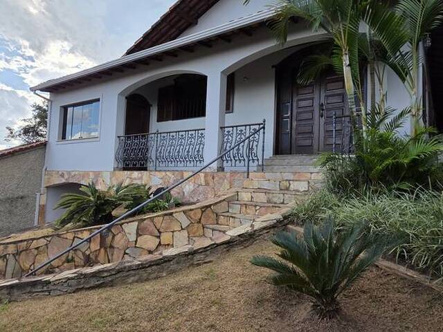 #157 - Casa para Venda em Itabirito - MG