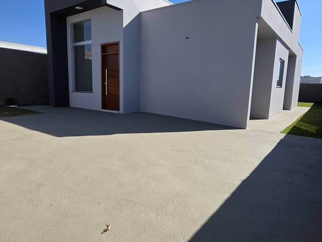  em  - 