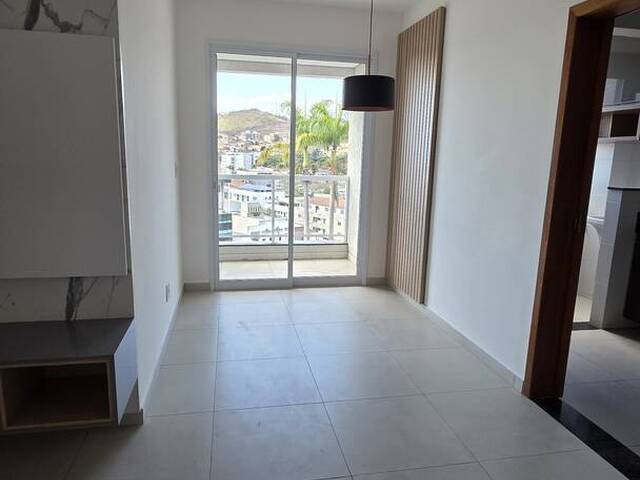 #174 - Apartamento para Locação em Itabirito - MG