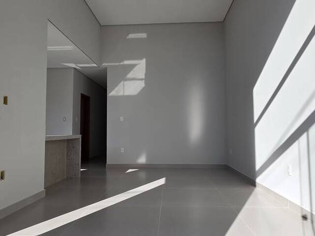 #181 - Casa para Venda em Itabirito - MG